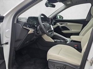 รถยนต์มือสอง Audi Q5 Premium 4 ประตู SUV ขับเคลื่อน 4 ล้อ ปี 2025 สภาพดี - Product Image 4