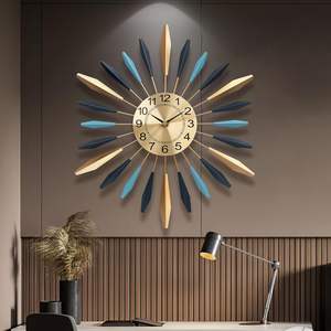 Dernière horloge murale suspendue pour hôtels Restaurant et mariages art mural décorer finition dorée horloge murale en métal horloge multicolore - Product Image 1