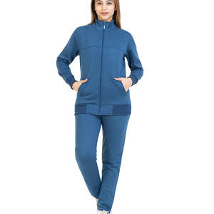 Survêtement de sport confortable pour femme, texture douce et sensation légère, idéal pour le quotidien - Product Image 1