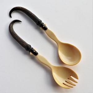 Serveur de salade en corne naturelle de Style à la mode ensemble de 2 pièces fourchette et cuillère mélange de salade personnalisé et service ustensiles de cuisine et vaisselle - Product Image 4