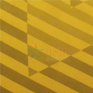 ชุดฟุตบอลไซส์ใหญ่คุณภาพดีที่สุดของปากีสถาน แบบสั่งทำพิเศษ ผลิตจากโพลีเอสเตอร์ 100% ระบายอากาศได้ดี แห้งเร็ว ขายส่งจากโรงงาน - Product Image 4