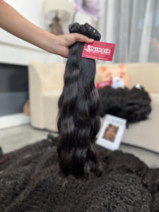 Venta al por mayor 9A Proveedor de cabello natural vietnamita Extensión de cabello humano virgen ondulado Cutícula alineada Cabello virgen - Product Image 2