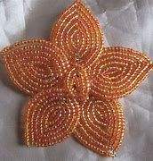 พวงกุญแจเกลียวแบบดั้งเดิมที่มีสำเนียงลูกปัด - Product Image 2