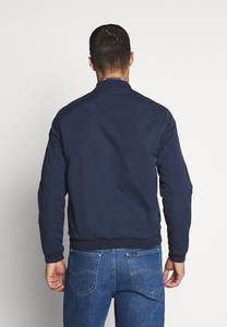 Veste bomber matelassée d'hiver de haute qualité, broderie personnalisée, baseball MA1, varsity, col montant, logo frontal, toile unisexe, surdimensionnée - Product Image 5