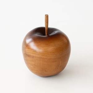 Ensemble de figurines pomme et poire en bois faites à la main sculptures de fruits naturels ornements en bois rustiques pièce décorative de ferme décor à la maison - Product Image 2