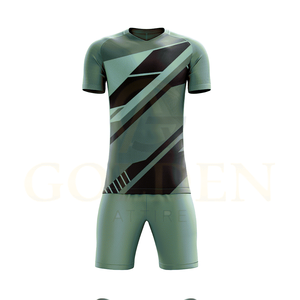 Uniforme de football personnalisable 100% respirant en polyester pour hommes, maillot de football d'été à col en V, design unique de col par sublimation - Product Image 3