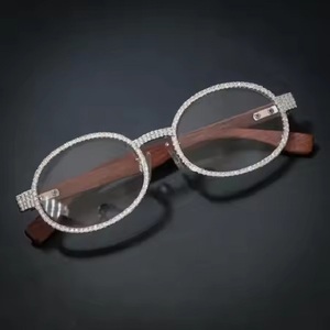 Lunettes de soleil vintage rondes en moissanite de luxe pour hommes et femmes Lunettes ovales en cristal et bois Lunettes de mode Bijoux hip hop - Product Image 5