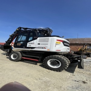 Excavatrices sur roues Hydromek 150 WR d'occasion, modèle 2023, 34 tonnes, avec godet de terrassement, 4x4, moteur hydraulique, équipement de construction - Product Image 3