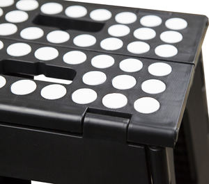 Marchepied pliable en plastique léger Chaise de loisirs antidérapante pour adultes et enfants Portable et facile à ouvrir pour une utilisation en extérieur - Product Image 5