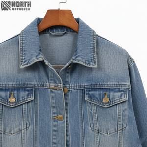 Veste en jean rétro d'hiver fabriquée sur mesure, de haute qualité, délavée au soleil, avec un effet vieilli, tendance - Product Image 6