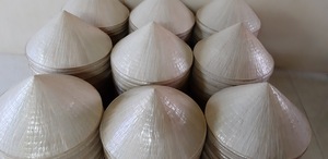 หมวกทรงกรวยแบบเวียดนาม ทำจากใบปาล์ม ทนทาน เหมาะสำหรับใช้ในชีวิตประจำวัน กิจกรรมกลางแจ้ง ตกปลา ท่องเที่ยว และธุรกิจ - Product Image 6