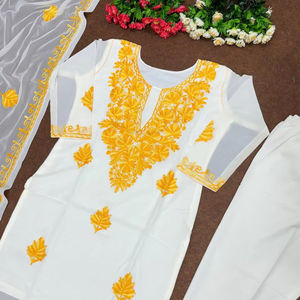 Traje Salwar cosido con cadena amarilla y blanca de alta calidad, tela de seda Georgette de imitación para ropa de fiesta de mujeres indias - Product Image 1
