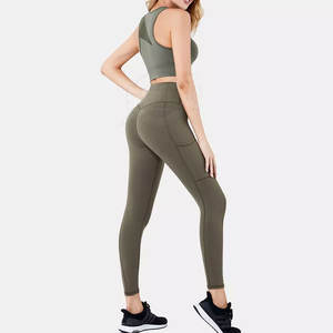 Ropa de Fitness para mujer con patrón sólido a la moda más vendida, conjunto de Yoga a un precio razonable, función de talla grande, equipo de entrenamiento de venta en línea - Product Image 4