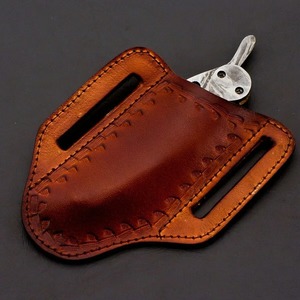 Couteau pliant en acier damas fait à la main avec couteaux de poche en acier damas et manche en bois. - Product Image 6