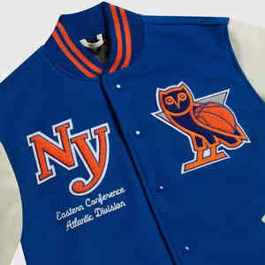 OEM chaqueta de béisbol Letterman Varsity Bomber para hombre personalizado Chenille bordado parches en tela con capucha mangas de cuero - Product Image 3