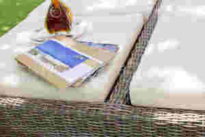 Lit double moderne pour l'extérieur RABD-106 chaise longue tendance avec coussins imperméables et cadre en aluminium - Product Image 3