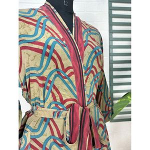 Kimono Vintage de Crepé de Seda, Bata Suave y Cómoda, Ropa de Dormir Ligera y Lujosa, Regalo Perfecto de Verano para Mujer, Ropa de Dormir para Ocasiones Especiales - Product Image 4