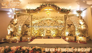 Decoración de Escenario para Bodas Estilo Bollywood, Tema Dorado Glamuroso de Brampton, Decoración de Escenario para Bodas Tradicionales, Escenario de Fibra para Eventos en el Reino Unido - Product Image 6
