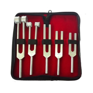 Ensemble de diapason de classe II certifié CE en acier inoxydable chirurgical, outils de poignée de diagnostic neurologique de 5 pièces Source d'alimentation - Product Image 3