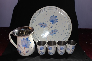Juego de jarras de acero inoxidable pintadas a mano para decoración del hogar Impresionante toque artístico para mejorar su experiencia gastronómica para cualquier mesa - Product Image 3