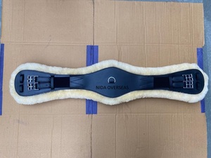 COURROIE DE SELLE DE DRESSAGE DE CHEVAL EN CUIR DE HAUTE QUALITÉ AVEC PEAU DE MOUTON D'ORIGINE ET BOUCLES ROULEES - Product Image 4