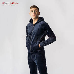 ชุดวอร์มผ้ากำมะหยี่แบบพรีเมี่ยมสำหรับผู้ชายเสื้อแขนยาวและกางเกงวิ่งออกกำลังกายแบบมีเชือกรูดแฟชั่นผู้ชายชุดวอร์มผ้ากำมะหยี่ - Product Image 2