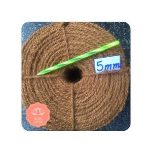 Corde en fibre de coco écologique pour projets durables - Product Image 1