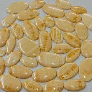 Cabochon de pierres précieuses en Calcite jaune Lot de forme ovale taille 20X25X30MM 10 pièces pierre de Calcite jaune lisse pour la fabrication de bijoux - Product Image 1