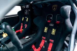 Lamborghini Huracán Super Trofeo Evo 1 d'occasion, propre, année 2018, fabriquée en usine, voiture de course - Product Image 5