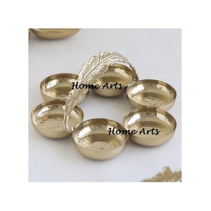 Fabuloso diseño de tazón de aluminio para frutos secos con tazón de servir de calidad premium en color blanco y dorado en India. - Product Image 6