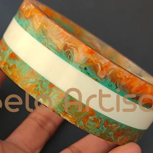 Brazalete de resina hecho a mano, Estilo Vintage, pendientes de araña de latón de calidad de exportación, joyería de fiesta para minoristas - Product Image 5
