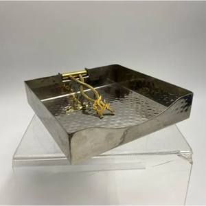 Porte-mouchoirs en acier inoxydable brillant et poli Design unique de créateur pour la maison et le mariage Design martelé dernier arrivage - Product Image 4