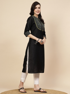 Ensemble pantalon et kurta pour femmes, couleur noire, brodé, manches longues, col rond, longueur genou, polyester, coupe droite, vêtements ethniques, vêtements décontractés, vêtements de bureau - Product Image 5