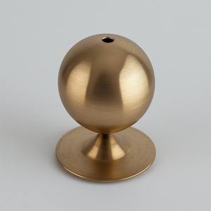 Bouton de support de bâton d'encens en laiton d'inspiration antique avec gravure détaillée et finition d'art culturel traditionnel - Product Image 5