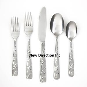 Ensemble de couverts de cuisine à finition brillante de superbe qualité avec conception personnalisée ensemble de 4 pièces de couverts pour décor de table à manger - Product Image 1