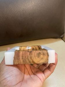 Cenicero de madera de 2 ranuras de alta calidad para cigarrillos o cigarros Forma y tamaño personalizados para uso doméstico - Product Image 4
