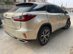 ตรวจสอบรถ Lexus RX 350 รุ่นปี 2017 สภาพดีเยี่ยม ราคาประหยัด พร้อมตัวเลือกครบครัน และโปรโมชั่นส่งฟรี - Product Image 5