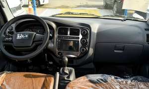 Camioneta Usada en Buen Estado, Modelo 2024, Volante a la Izquierda, Doble Cabina, 2.7L, 4 Puertas, Asientos de Tela, Motor Diésel V4, Transmisión Manual, ACC - Product Image 4