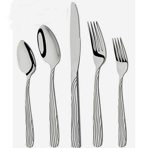 Juego de Cubiertos de Acero Inoxidable en Oferta, Cuchara, Tenedor y Cuchillo con Diseño de Bucle, Acabado Plateado Pulido para Restaurante, Hotel, Bodas y Fiestas - Product Image 5