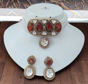 Conjunto de Collar Choker de Perlas Blancas con Piedras de Polka y Cobre, Diseño Único, Collar Tradicional Indio, Perfecto para Fiestas - Product Image 2