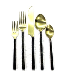 Ensemble de couverts à manche en laiton plaqué or de haute qualité couverts de qualité supérieure vaisselle élégante dernière conception cuillère fourchette couteau pour les mariages - Product Image 2