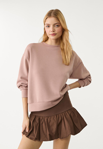 Sudadera de tacto suave para mujer rosa nude personalizada a precio de fábrica, escote redondo y manga larga, sudadera de gran tamaño para mujer - Product Image 6