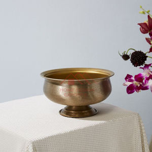 Vase en métal au design martelé, bol à fleurs, bol martelé, bol à fleurs de luxe - Product Image 4