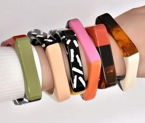 Brazaletes de Resina Hechos a Mano de Alta Calidad, Tradicionales y Premium para Mujer, Impermeables, Personalizables, con Estilo Lindo y Moderno, Accesorio de Moda - Product Image 4