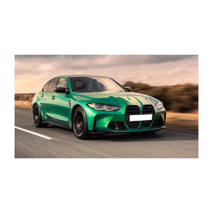 Vehículo BMW Serie 3 M3 de alto rendimiento con un motor potente y un diseño deportivo. - Product Image 3