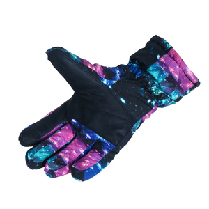 Gants de ski d'hiver pour hommes les plus vendus sur mesure Écran tactile de style imprimé Compatible pour les gants de ski décontractés Conception OEM directe - Product Image 2