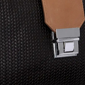 Vente en gros de sacs à main tendance 2025 pour femmes sacs à main en cuir véritable faits à la main sur mesure - Product Image 3