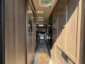 Vendeur Vérifié Nouveau 2026 Pop Caravan 2800BH Remorque de Voyage en Acier Inoxydable 45m Charge Utile 45kg Capacité de Couchage 6-8 Personnes - Product Image 4