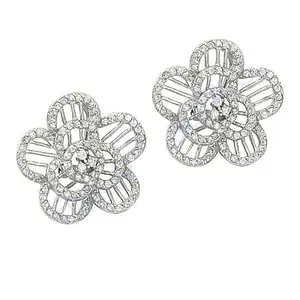 Boucles d'oreilles clous en argent 925 pour femmes, tendance, plaqué or, diamant simulé, pour fête religieuse romantique, accent en zircon perlé - Product Image 1