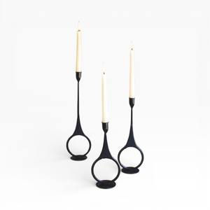 Porte-bougie simple en métal noir moderne avec un design ovale pour une décoration de table minimaliste - Product Image 3